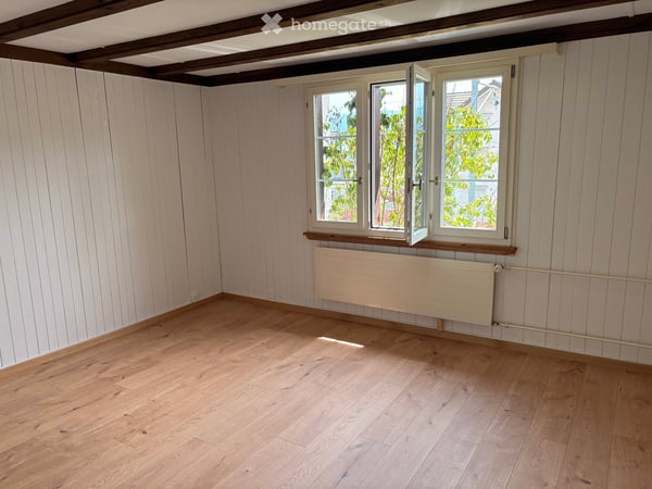Charmantes 6.5-Zimmer-Einfamilienhaus an der Hauptstrasse in Niederteufen 13