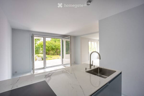Erstvermietung nach Totalsanierung – stilvolles Wohnen mit Hauscharakter, Garage und Garten in Chur 5