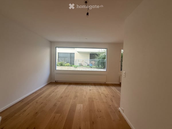 Newly Renovated 3.5-Room Garden Apartment in Oberägeri – Available Immediately 4