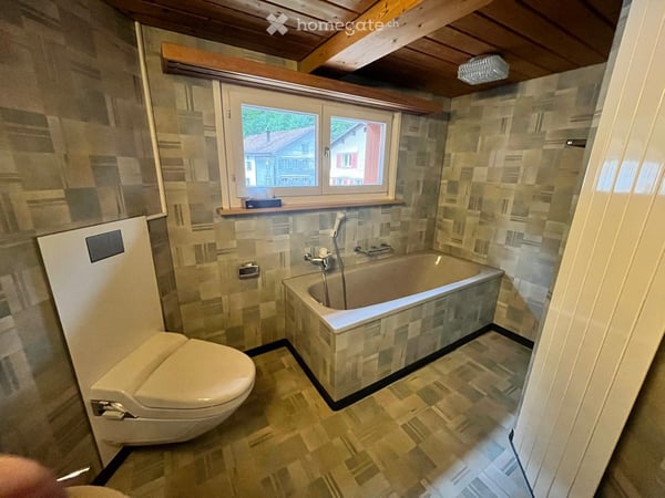 Einfamilienhaus mit einer sepr. 2 Zimmer-Wohnung 20