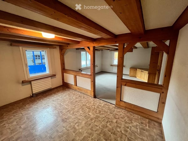 Einfamilienhaus mit einer sepr. 2 Zimmer-Wohnung 10