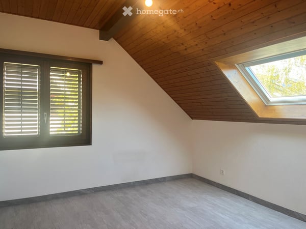 Spacieux et lumineux appartement en attique de 4.5 pièces à Gland 6