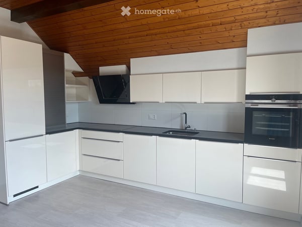 Spacieux et lumineux appartement en attique de 4.5 pièces à Gland 2