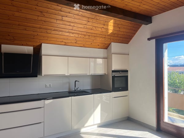 Spacieux et lumineux appartement en attique de 4.5 pièces à Gland 4