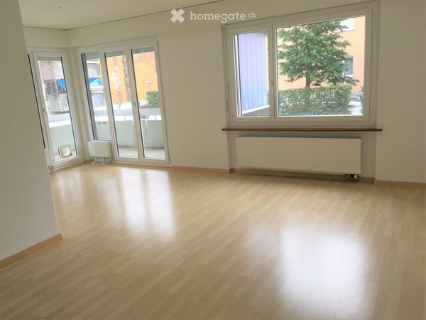 Gepflegte 3.5-Zimmer-Wohnung mit Balkon 2