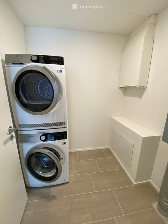 Charmante 2.5-Zimmer-Wohnung «in den Reben» in Maienfeld 9