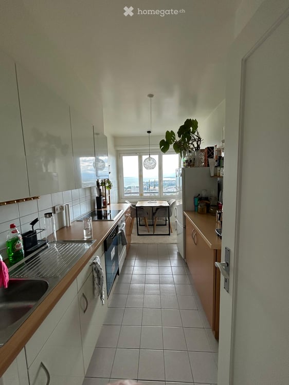 Charmant appartement de 2 pièces avec balcon et vue imprenable – Chemin de Pierrefleur 36 5
