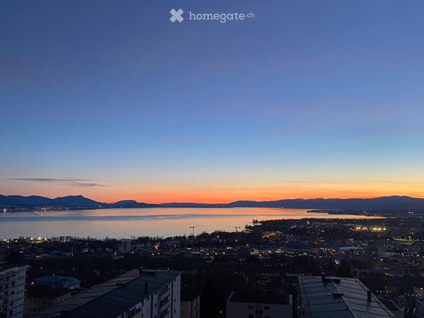 Charmant appartement de 2 pièces avec balcon et vue imprenable – Chemin de Pierrefleur 36 2