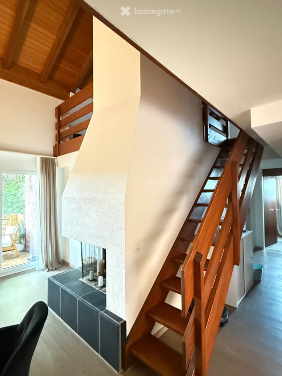 Geräumige 5.5-Zimmer-Maisonette-Wohnung mit Balkon in Wallisellen 3