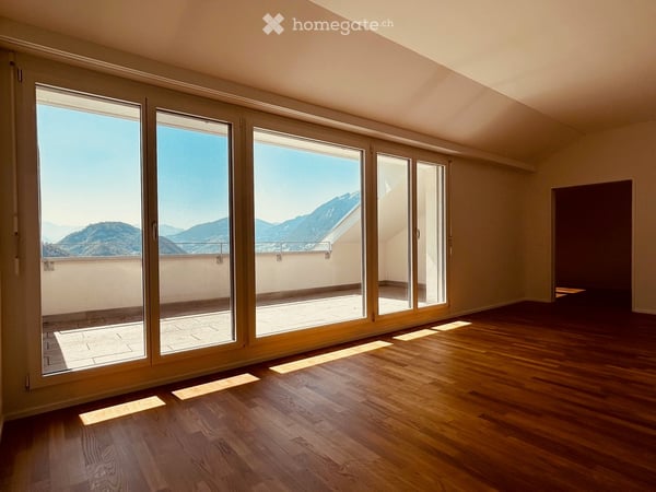 Zweitwohnsitz oder diskreter Geschäftssitz an exklusiver Lage am Bürgenstock mit See- und Bergsicht 4