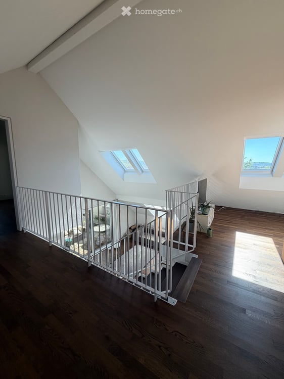 Schöne und grosszügige 5.5-Zimmer-Maisonettewohnung in Opfikon 16