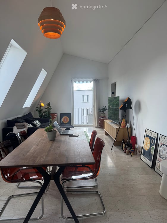 Charmante 2.5-Zimmer-Dachwohnung in Winterthur – Modern und hell 3