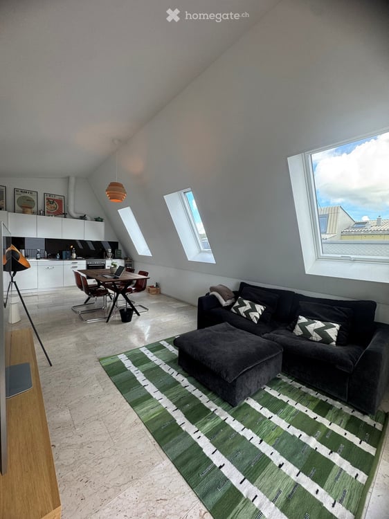 Charmante 2.5-Zimmer-Dachwohnung in Winterthur – Modern und hell 1