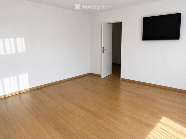 Charmante 4.5-Zimmer-Wohnung mit Gartensitzplatz an ruhiger Lage in Laufen 6