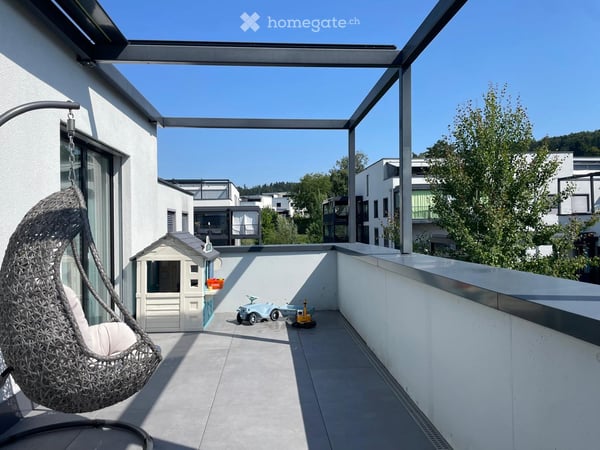 «Qualität trifft Wohlbefinden» – exklusive Attikawohnung mit grosszügigen Terrassen 4