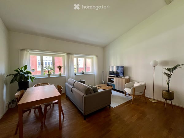 For rent: beautiful 2.5-room apartment, 52 m² – Zurich Kreis 4, Hohlstrasse 3
