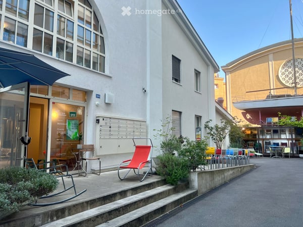 For rent: beautiful 2.5-room apartment, 52 m² – Zurich Kreis 4, Hohlstrasse 1