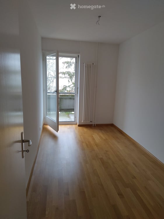 Charmante 3-Zimmer-Wohnung im Altbau an der Güterstrasse, Basel 3