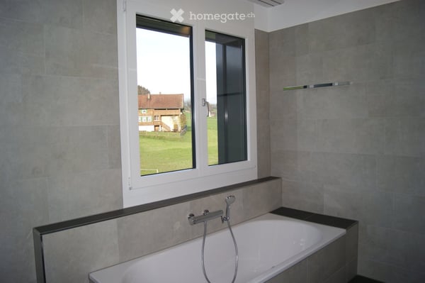 Exklusive 3.5-Zimmer-Dachwohnung mit Panoramablick in Tuggen 13