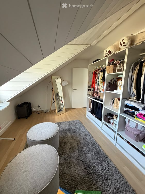 Helle 3.5-Zimmer-Wohnung mit Balkon und schöner Aussicht in Urdorf 11