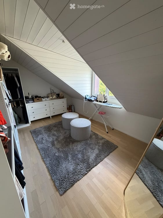 Helle 3.5-Zimmer-Wohnung mit Balkon und schöner Aussicht in Urdorf 7