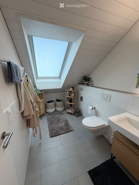 Helle 3.5-Zimmer-Wohnung mit Balkon und schöner Aussicht in Urdorf 9