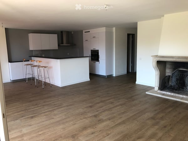 Très joli 3,5 pcs à la Grande Rue 20 à Begnins.(2850.- charges et chauffage inclus) 5