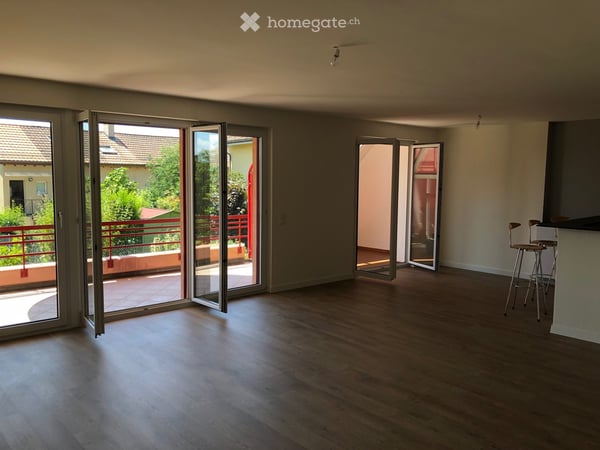 Très joli 3,5 pcs à la Grande Rue 20 à Begnins.(2850.- charges et chauffage inclus) 6