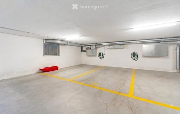 Helle 5-Zimmer-Wohnung mit Balkon und schöner Aussicht in Horgen 3