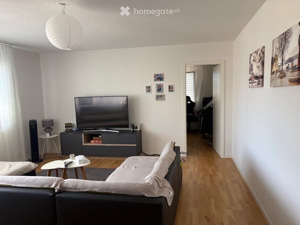 Helle 2.5-Zimmer-Wohnung im Neubau