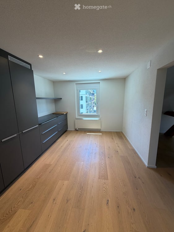 Dachgeschosswohnung in Zürich 5