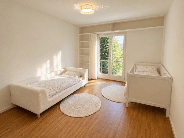 4-Zimmer-Wohnung im Grünen mit Garten in Küsnacht, Untermiete 18 Monate 5