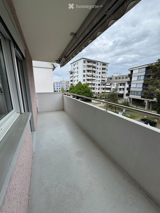 Helle 2-Zimmer-Wohnung mit Balkon 4