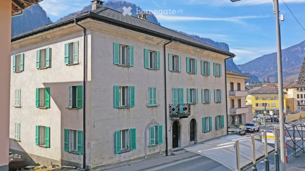 Rendite 9%, Mehrfamilienhaus, teilrenoviert mit 6 Wohnungen, im Zentrum von Faido TI 1