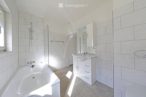 Rendite 9%, Mehrfamilienhaus, teilrenoviert mit 6 Wohnungen, im Zentrum von Faido TI 8