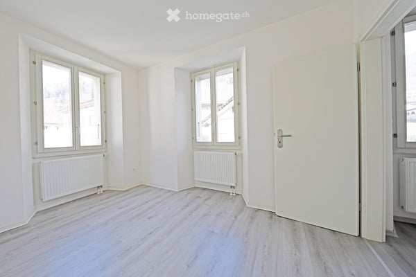 Rendite 9%, Mehrfamilienhaus, teilrenoviert mit 6 Wohnungen, im Zentrum von Faido TI 5