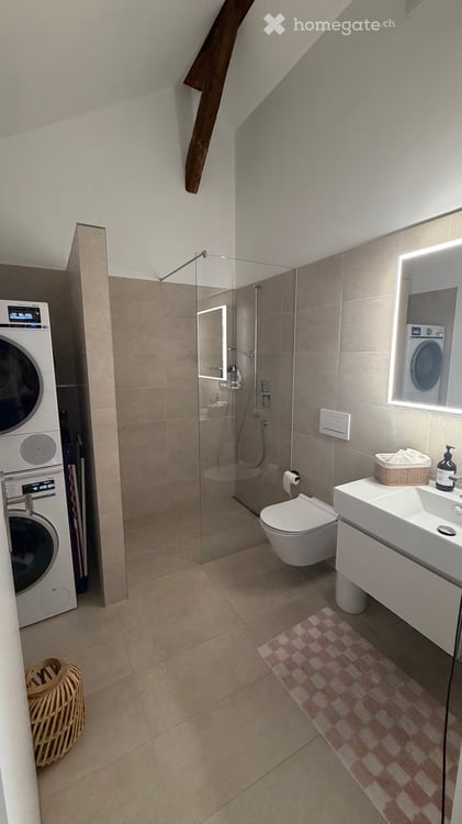 Helle 2.5-Zimmer-Wohnung an zentraler Lage in Biel 5