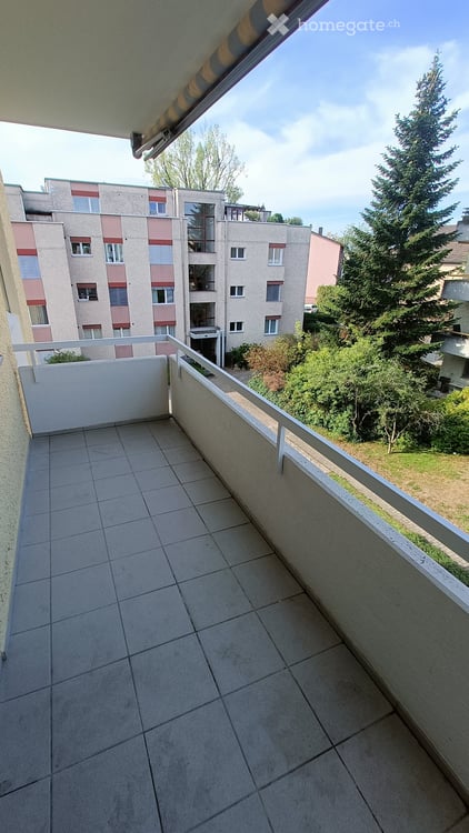 Renovierte 4.5-Zimmer-Dachwohnung mit Balkon in Hombrechtikon 14