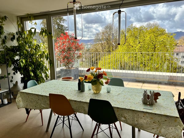 Helle 3.5-Zimmer-Attika-Wohnung mit schöner Aussicht in 8032 Zürich
