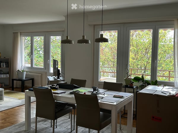 Spacieux appartement de 6 pièces avec balcon à Pully 3330.- charges comprises 2