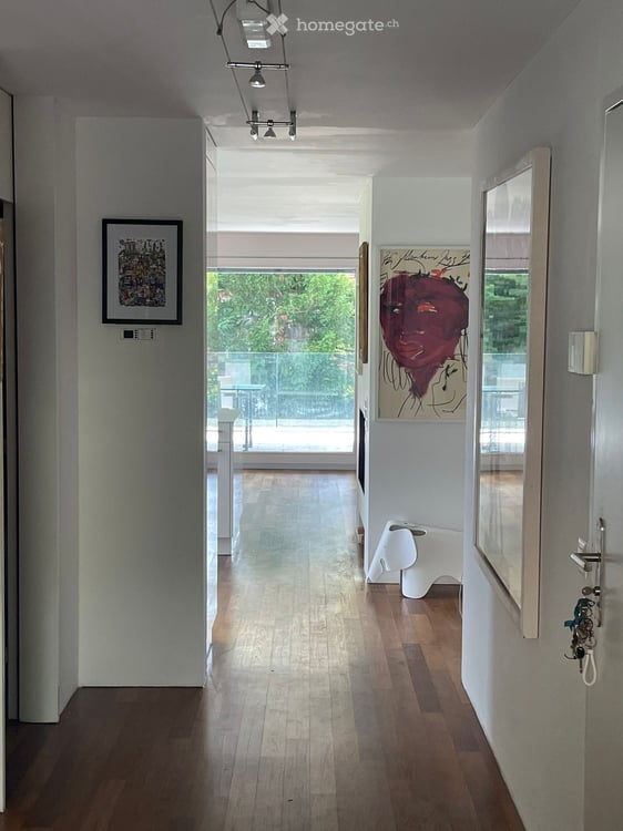 Exklusive 2.5-Zimmer-Duplex-Wohnung mit Kamin und Garage am Zürichberg 14