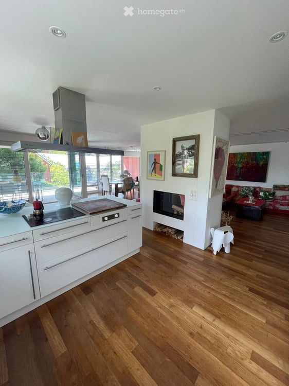 Exklusive 2.5-Zimmer-Duplex-Wohnung mit Kamin und Garage am Zürichberg 9