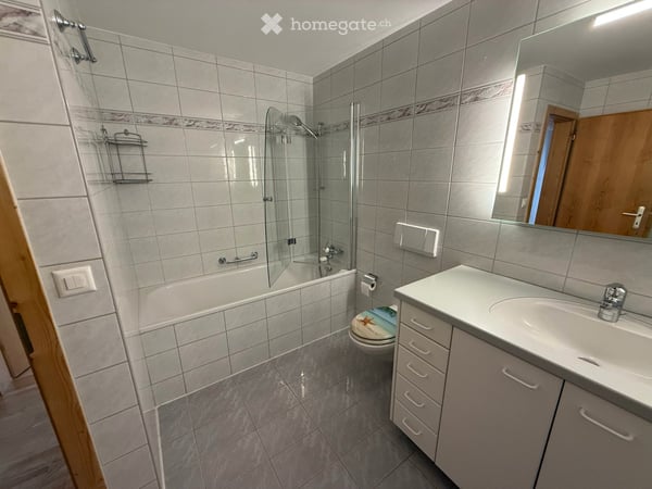 Helle 4.5-Zimmer-Wohnung mit Gartensitzplatz in Laax – sofort verfügbar 11
