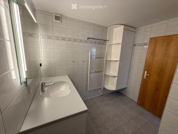 Helle 4.5-Zimmer-Wohnung mit Gartensitzplatz in Laax – sofort verfügbar 12