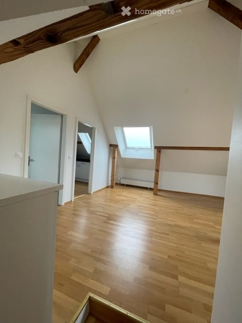 Gemütliche Dachwohnung im Herzen von Dietikon befristet 2