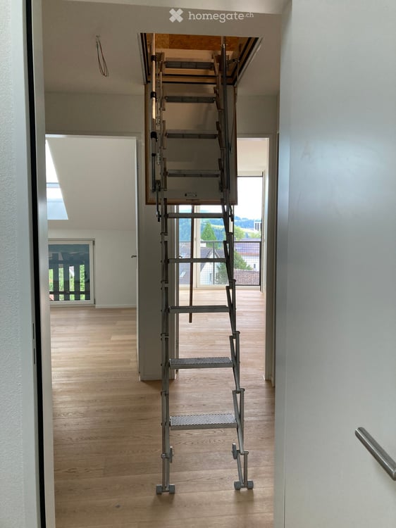 5.5-Zimmer-Maisonette/Duplex-Wohnung mit wunderschöner Fernsicht in familienfreundlicher Überbauung 13