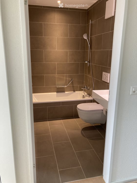 5.5-Zimmer-Maisonette/Duplex-Wohnung mit wunderschöner Fernsicht in familienfreundlicher Überbauung 12