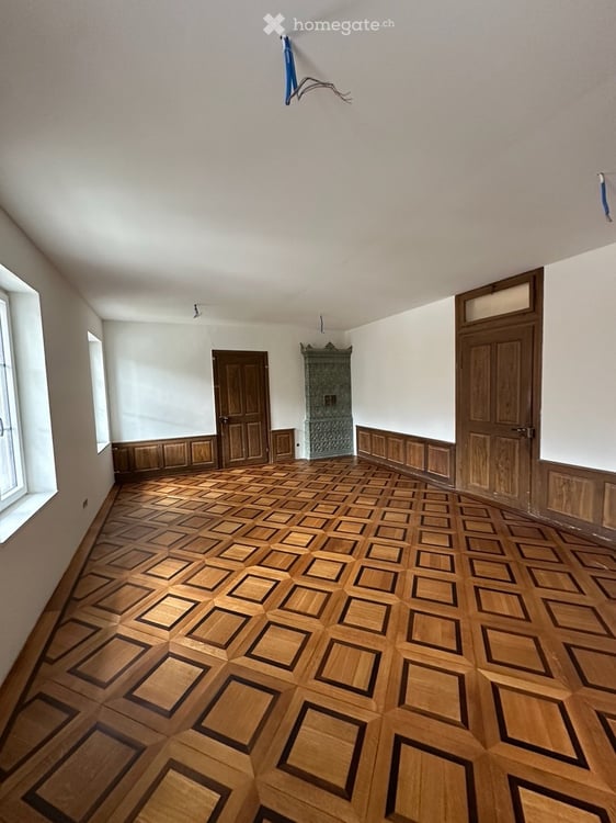 Einzigartiges Wohnen im 150-jährigen Herrschaftshaus  - 5.5 Zimmerwohnung 2