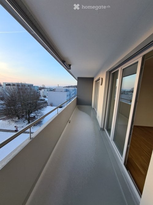 Helle 3-Zimmer-Wohnung mit Balkon und Aussicht in Oberrohrdorf 3