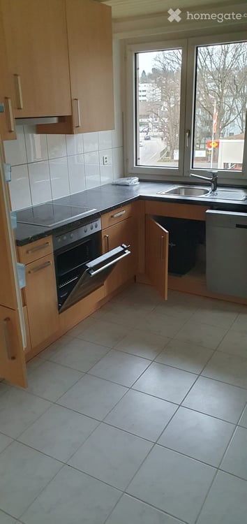 Helle 3-Zimmer-Wohnung mit Balkon in Oberwil BL
